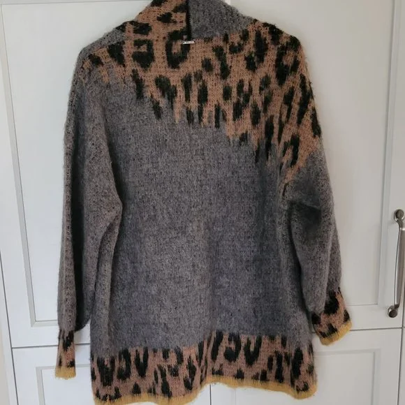 NWT LIU.JO Ladies Knit Cardigan size XS - Picture 8 of 9